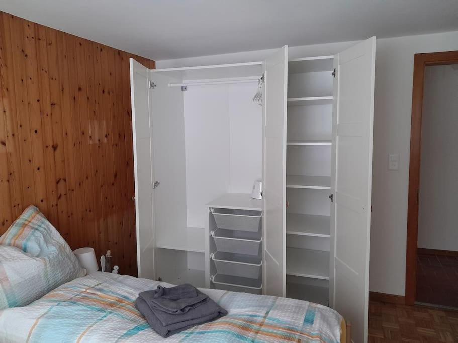 2 1/2 Zimmer Ferienwohnung Meiringen Bagian luar foto